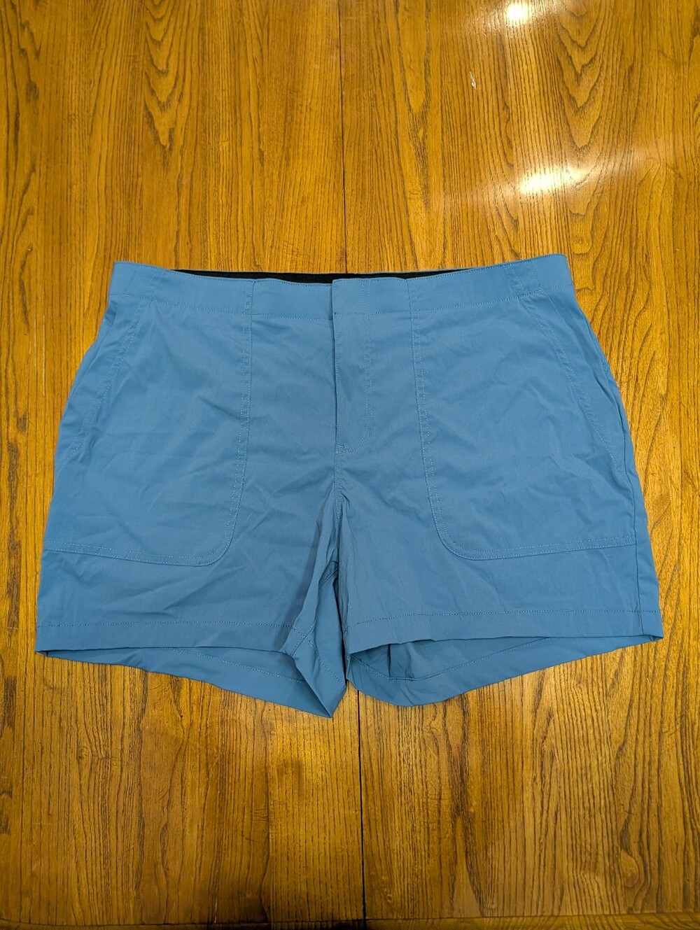 Eddie Bauer Women’s Size 16 Blue Utility Outdoor Shorts